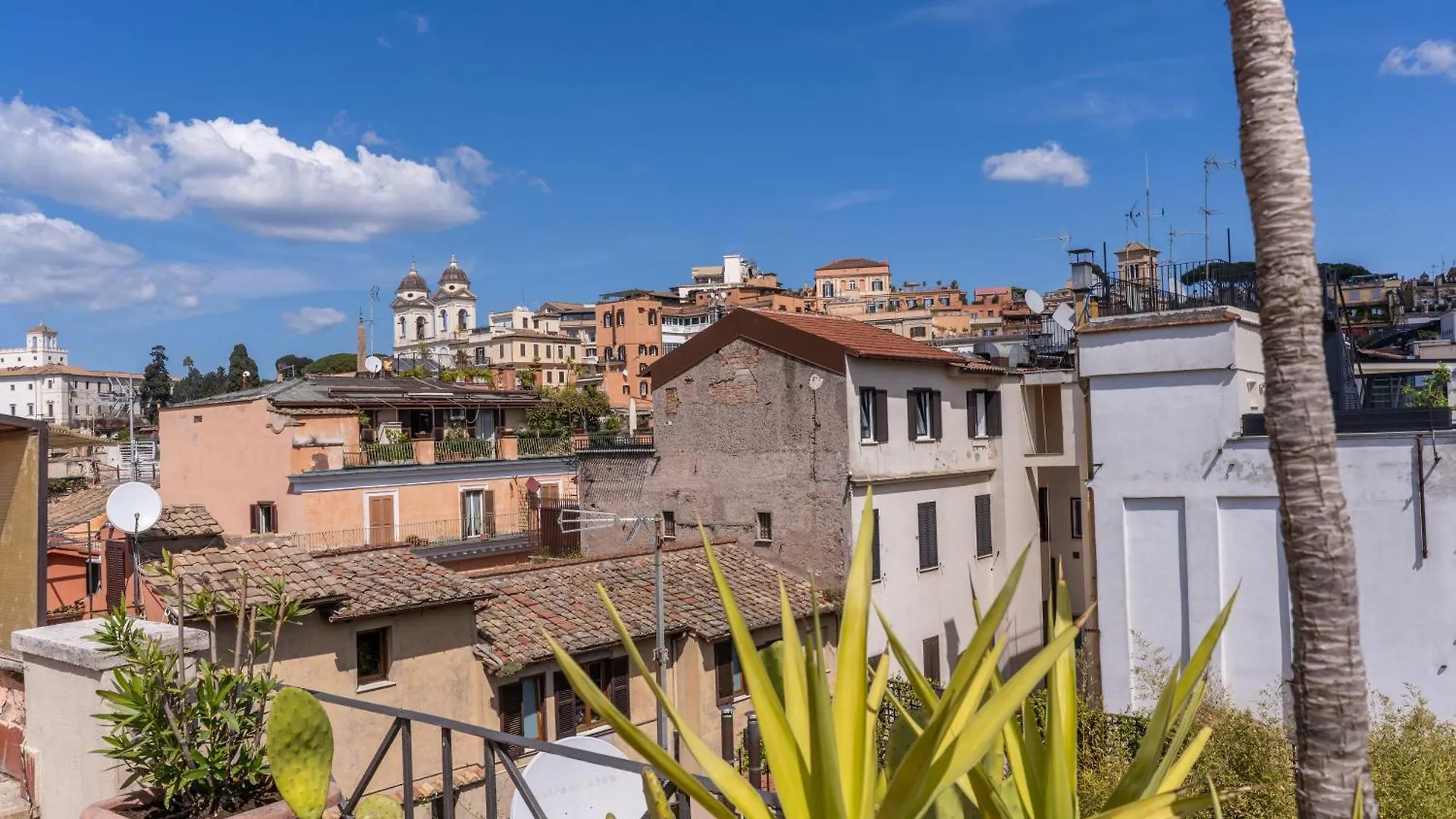 Attic With Terrace Spanish Steps Exclusive Rome Italy